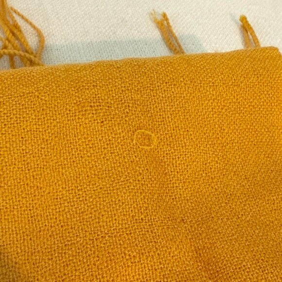 AS-IS wool cashmere COVERI Collection NWT NEW scarf YELLOW fringe styled ITALY - Picture 3 of 9